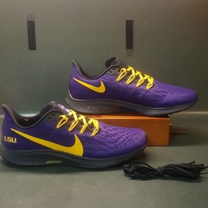 Nike zoom pegasus LSU Tigers size 10
